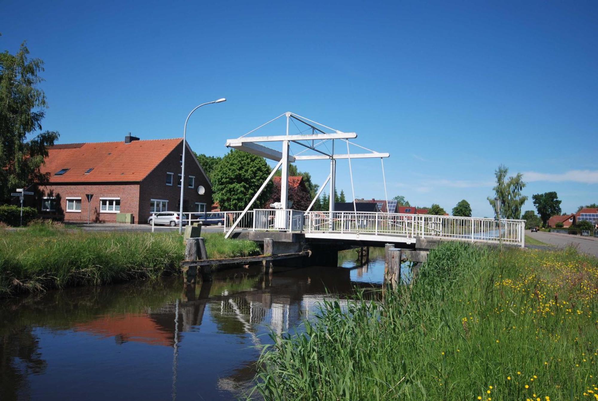 Ferienwohnung Kanalblick 35520 Uplengen 외부 사진